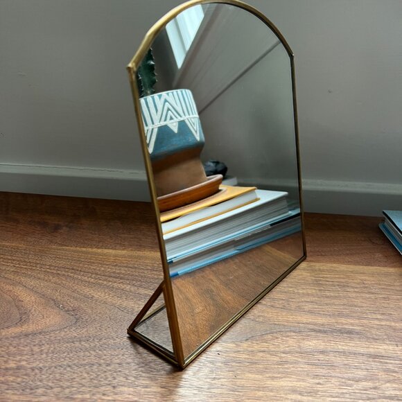 Arched mirror with brass/gold frame - Picture 2 of 3